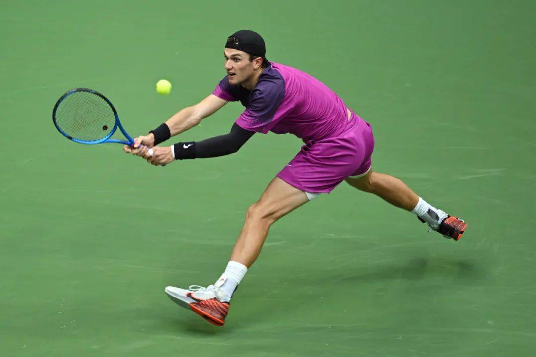 表现不仅仅 表现不仅仅